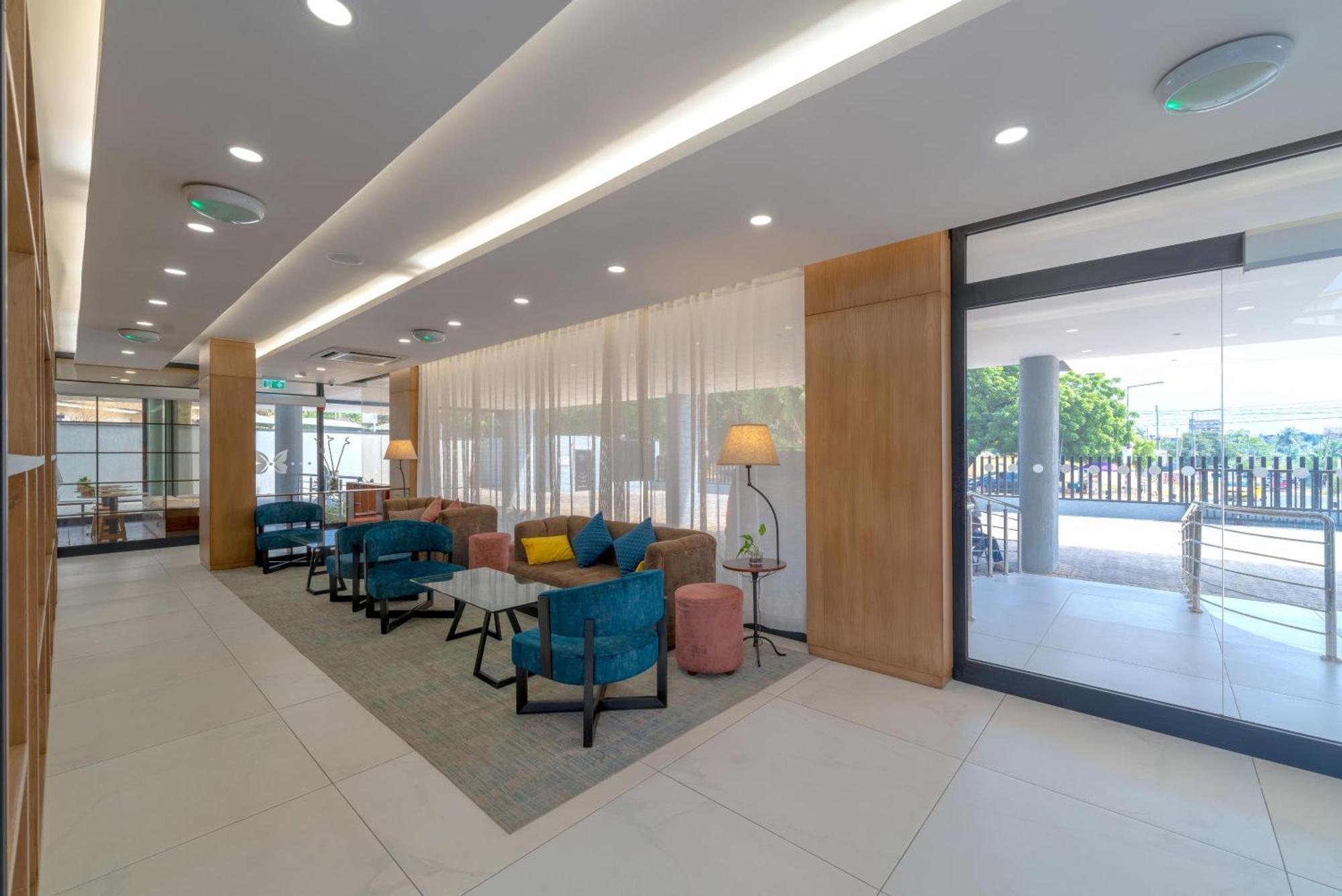 Eden Gardens Hotel Аккра Екстер'єр фото