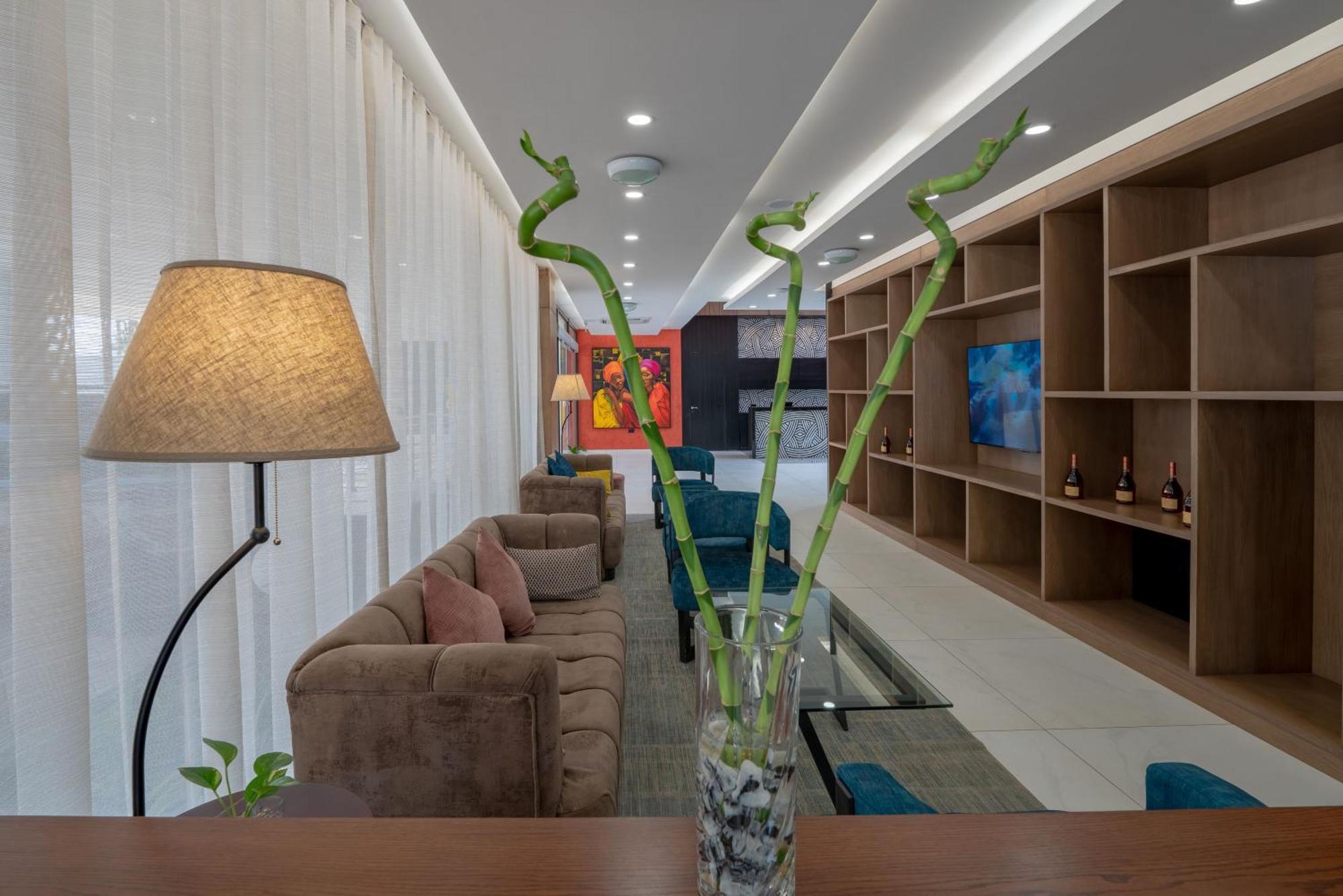 Eden Gardens Hotel Аккра Екстер'єр фото